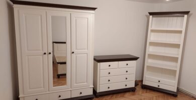 Mobila lemn masiv pentru un interior autentic și plin de caracter